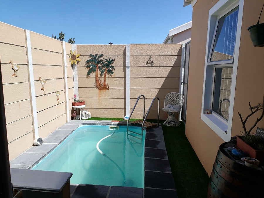 3 Bedroom Property for Sale in Onverwacht Western Cape